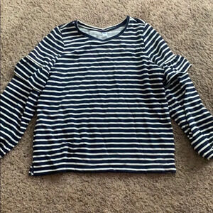 Old Navy Ruffle Sleeve Top size XL